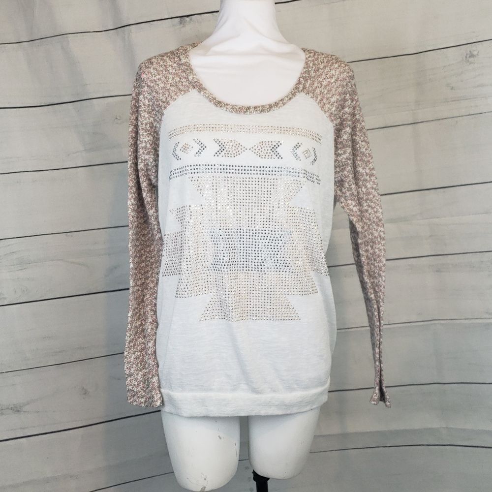 3/$25 Daytrip Buckle long sleeve tee bling medium